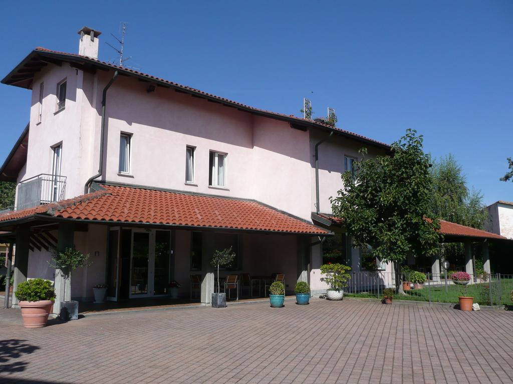 Cravero Rooms Caltignaga Exterior photo