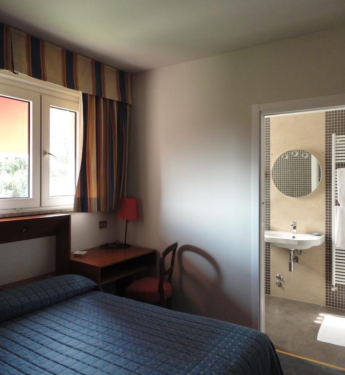 Cravero Rooms Caltignaga Room photo