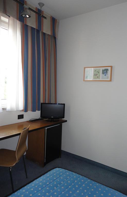 Cravero Rooms Caltignaga Room photo